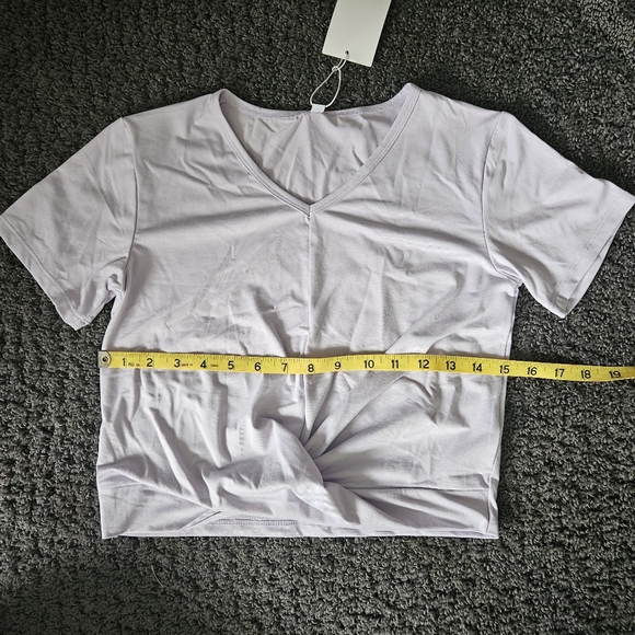 Womens V-neck workout top with knot. Lavender Small New with tags. Cropped - Picture 3 of 7